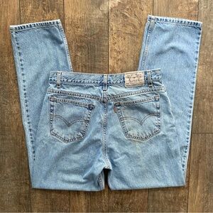 vintage levi’s 540 brown tab light wash jeans 34” x 32”